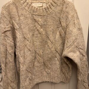Cozy Cable Knit Women’s Sweater - Beige
